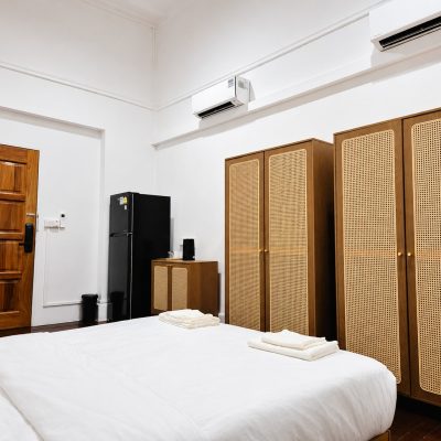 Studio Double 2