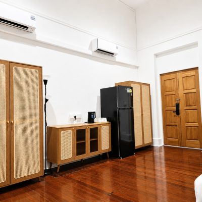 Studio Triple 5